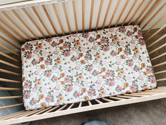 Daisy Floral crib sheet